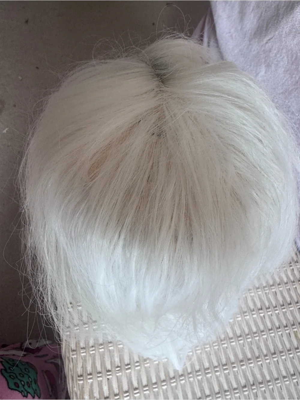 N/A white wavy